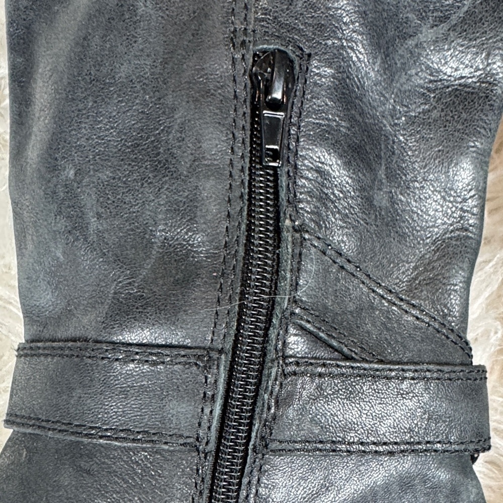 Lucky Brand Black Leather Riding Boots size 7.5M - Picture 4 of 10